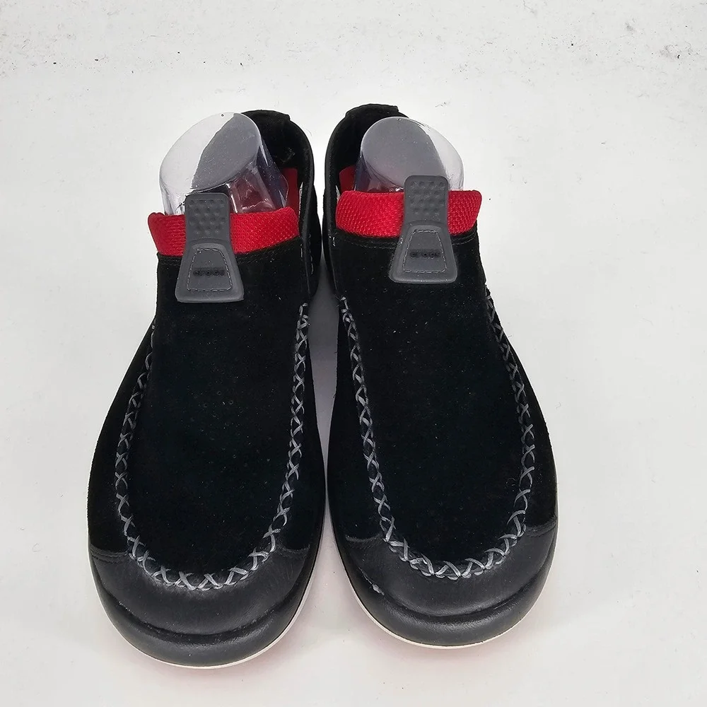 Crocs Linden Suede Slip On Loafers Sz 11 Black Casual‎ Moccasins Walking Comfort